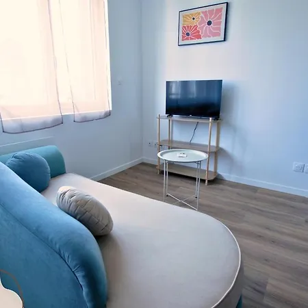 Chez Jean - Hyper Centre Apartament *